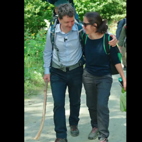 Nicusor Dan îl însoțește pe familie în munții Făgăraș, la Sambata de Sus