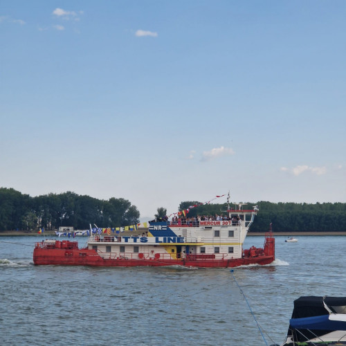 Celebrări de Ziua Marinei pe faleza Dunării în Galați