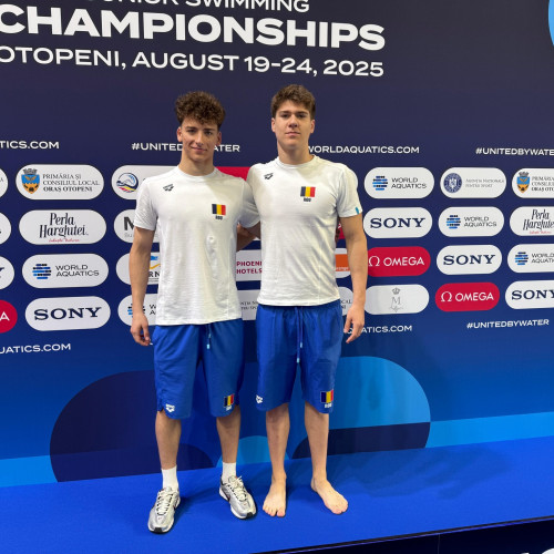 Campionatele mondiale de înot pentru juniori încep la Otopeni