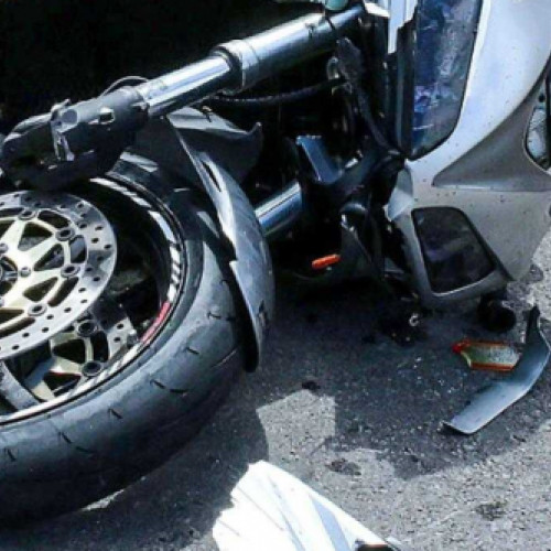 accident în varai: tânăr fără permis a intrat pe contrasens și a lovit un autoturism