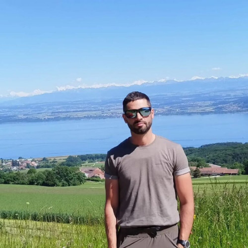 Un bărbat de 40 de ani a obținut cea mai mare notă la examenul de Bacalaureat din România, sesiunea de toamnă