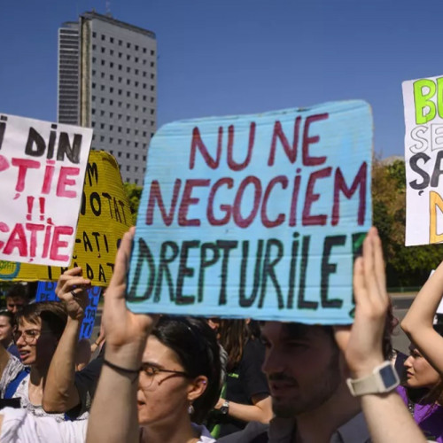 alianța națională a organizațiilor studentești atrage atenția asupra subfinanțării sistemului de burse în România