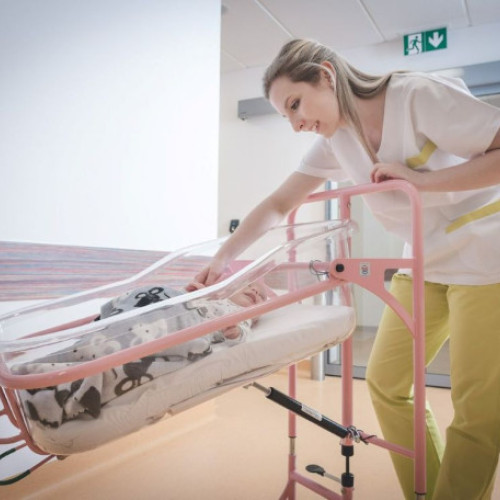 se modernizează secția de neonatologie a spitalului din oradea cu echipamente de ultimă generație