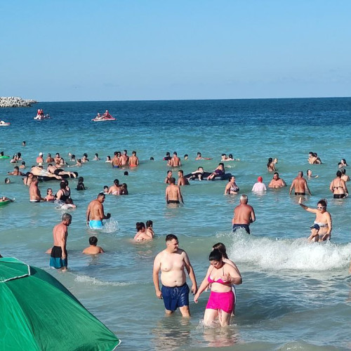 copil pierdut gasit in siguranta dupa alarma in zona Hanul Piratilor