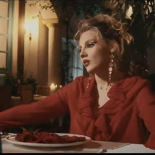 „mor de dor”: o nouă piesă plină de pasiune a Alessandrei