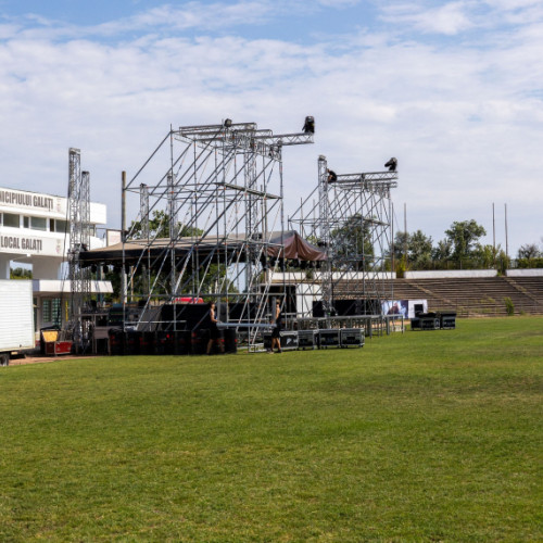 Stadionul "Nicolae Rainea" din Galați a găzduit recent un festival de rock after mult timp