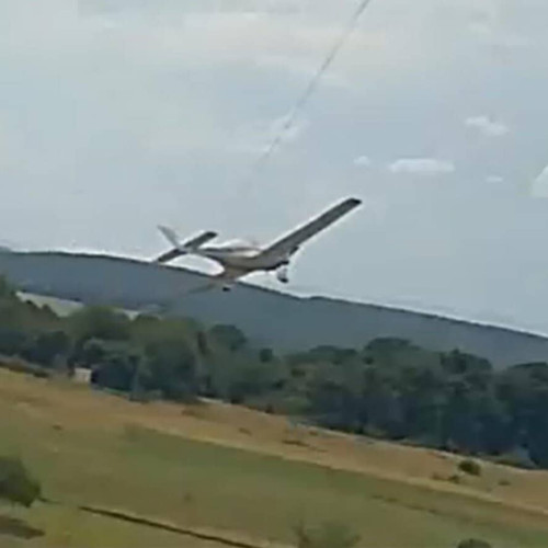Accident aviatic la Arsenal Park Orăștie: pilotul a decedat după ce avionul a agățat cablul tirolianei