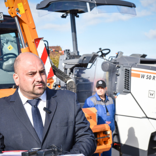 contract pentru promovarea societății Drumuri și Poduri Sibiu în valoare de 43.200 de lei