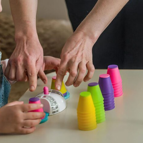 importanța jocurilor senzoriale în dezvoltarea copilului