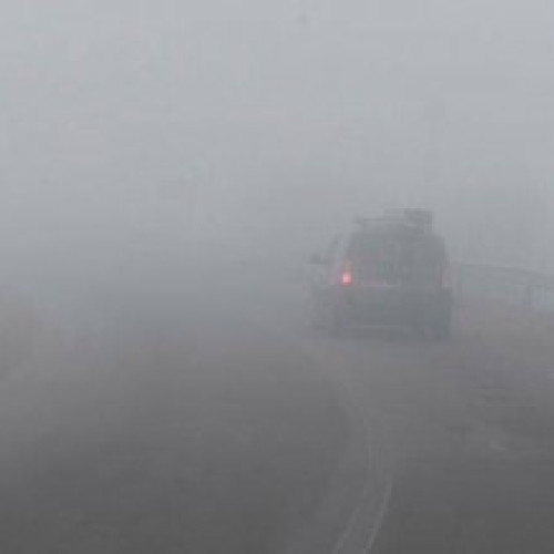 Alertă meteo: Cod galben de ceaţă densă în judeţele Braşov şi Harghita, sâmbătă dimineaţa