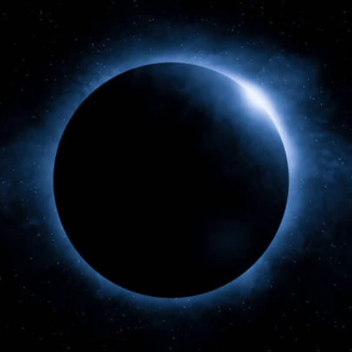 luna neagră din 2025, un eveniment rar la cerul României