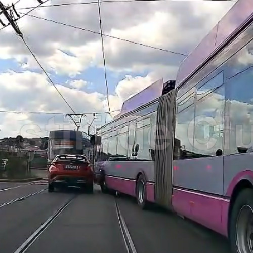 accident evitat în sensul giratoriu din dolj