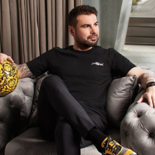 un fost jucător de fotbal din gorj lansează o academie de fotbal