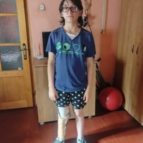 fetița de 14 ani Tatiana are nevoie de ajutor pentru a-și împlini visul de a deveni medic