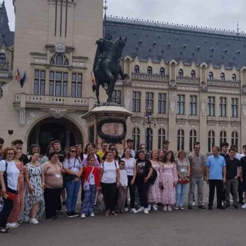 proiectului „primul student electro din familie” sprijină tinerii din medii dezavantajate