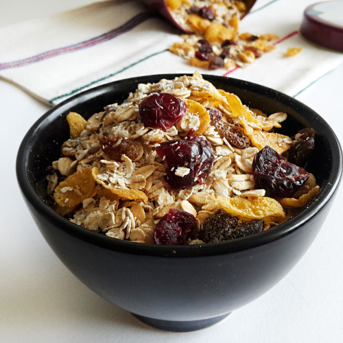 Alerta alimentară: lot de musli retras din magazine din cauza toxinei periculoase