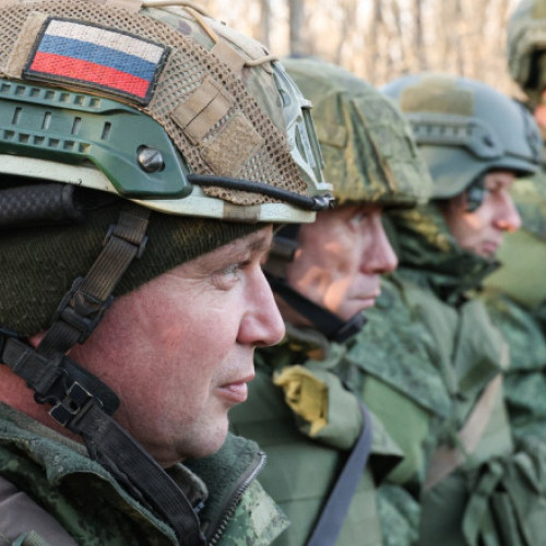 Un raport oficial rus a dezvăluit că o anchetă a finalizat verificările asupra unor militari acuzați că și-au provocat rănile pentru a le prezenta ca fiind de război. Potrivit cotidianului Kommersant, ancheta a stabilit că 35 de membri ai Brigăzii 83 de asalt aerian a Gardei au fost implicați într-o schemă frauduloasă. Acești militari și-au provocat accidental răni prin împușcare reciprocă, apoi au pretins că sunt raniti în lupte.