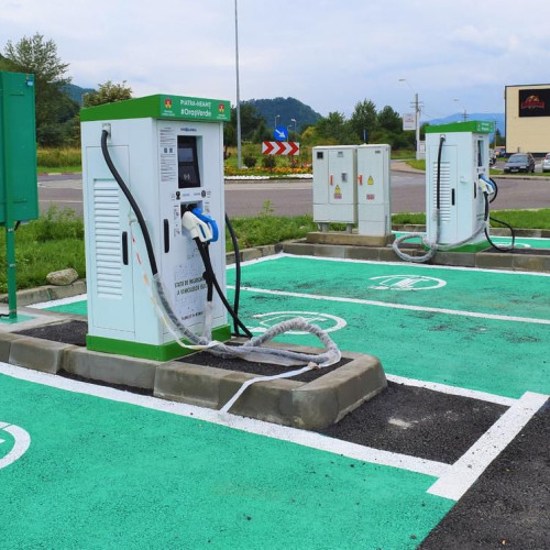 stațiile de încărcare din Piatra-Neamț, administrare nouă și schimbări în funcționare