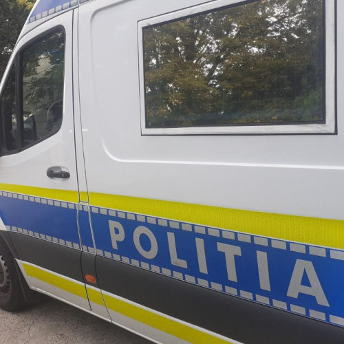 Bărbatul armat a tras de două ori spre terasă, fără a provoca victime