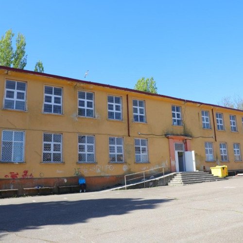 tribunalul constanța a decizilor în procesul privind restructurarea școlii din constanța