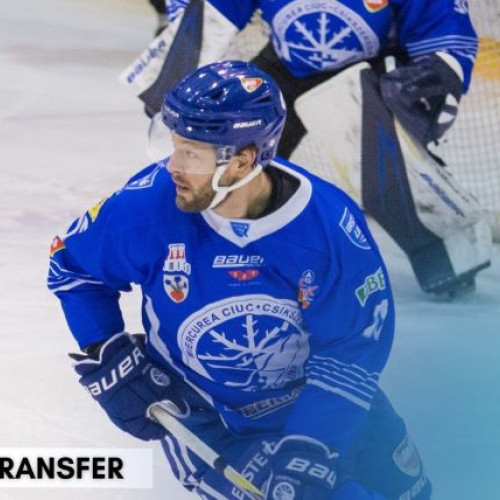 Corona Brașov își face planuri pentru noul sezon, anunțând revenirea atacantului canadian Jeremy Welsh. Potrivit sursei newsbv.ro, Welsh va juca din nou pentru echipă în stagiunea 2025-2026.