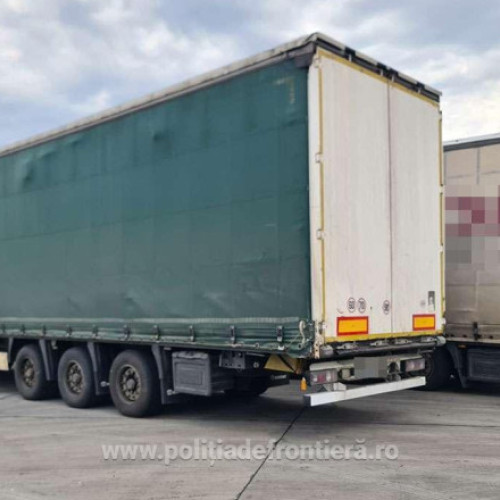 Confiscare record de bunuri contrafăcute de către polițiștii de frontieră din Galați