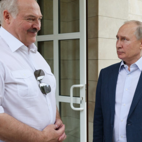 Lukashenko a felicităților poporul ucrainean cu ocazia Zilei independenței, într-un moment rar de neconcordanță cu discursul lui Putin