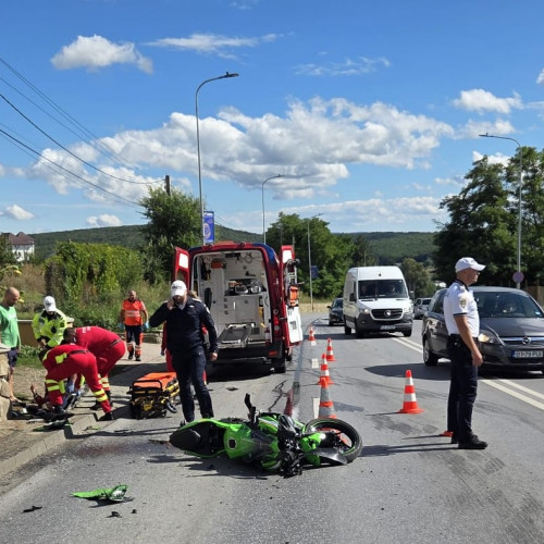 accident pe șoseaua iașiului: un tânăr de 19 ani rănit după o căzătură cu motocicleta