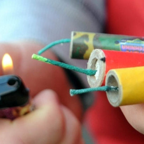 Interdicție pentru cumpărarea și utilizarea petardelor de către copii, în vigoare din 2025