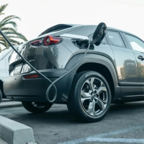 guvernul ajustează programul rabla auto 2025, valoarea ecotichetului pentru mașini electrice scade