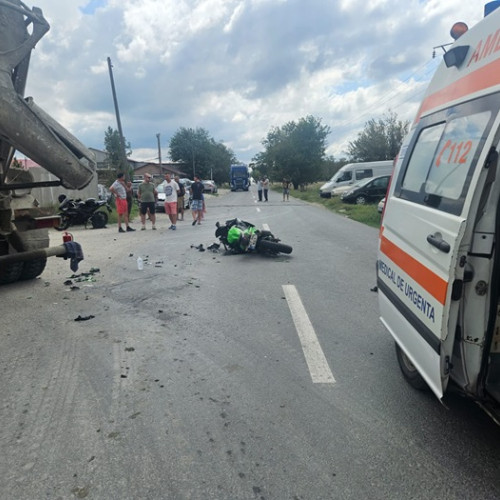 Motocicletă implicată într-un accident la Cernavoda