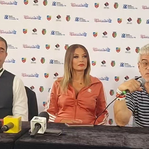 Andrei Tudor și alți artiști, prezenți la un eveniment artistic important