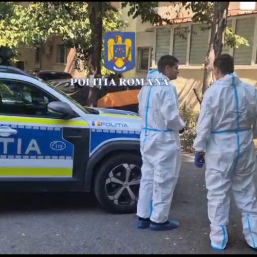 Bărbat de 65 de ani, găsit decedat pe strada din Aiud după ce a căzut de la etaj