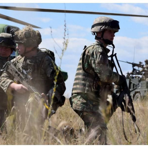 Lastări pentru tinerii care doresc să urmeze o carieră în armată: ultima zi de înscriere pentru admitere în instituțiile de învățământ militar postliceală