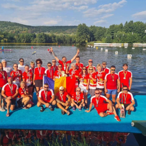 sportivii galateni strălucesc la campionatul național de kaiac canoe și barci dragon