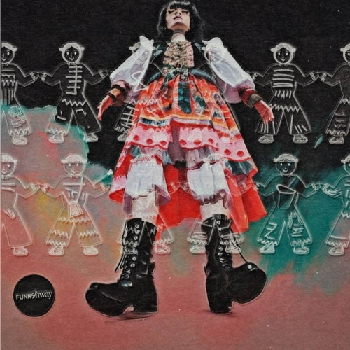 goldcher aduce o reinterpretare energică a hitului „hora fetelor” a Irinei Rimes