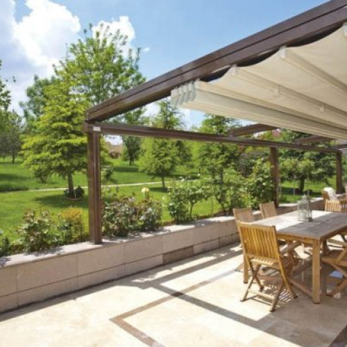 pergola retractabilă - soluția modernă pentru protecția spațiului exterior