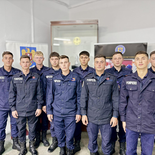 Zece tineri botoșăneni încep pregătirea la ISU Botoșani