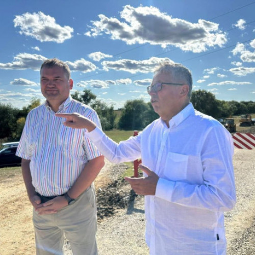 Ministrul dezvoltării a vizitat proiecte de infrastructură pe sectorul Frontiera - Tamaseu
