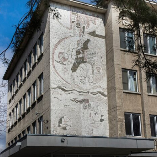 Arhivele Naționale din Buzău au început un proiect important de digitizare a documentelor din depozitele proprii, cu scopul de a facilita accesul cercetătorilor și publicului la patrimoniul documentar județean. Potrivit unui articol citat de opiniabuzau.ro, această inițiativă are și ca obiectiv protejarea pe termen lung a acestor acte, care includ registre fragile, pergamente vechi și planuri de mari dimensiuni.