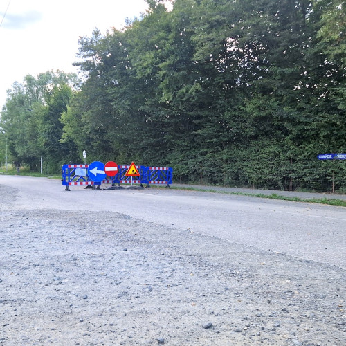Restricții de circulație pe strada Sibiului din Cisnădie vor continua încă o lună