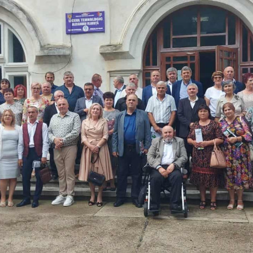 Reuniune emoționantă a promoției 1985 a liceului agroindustrial Sendriceni
