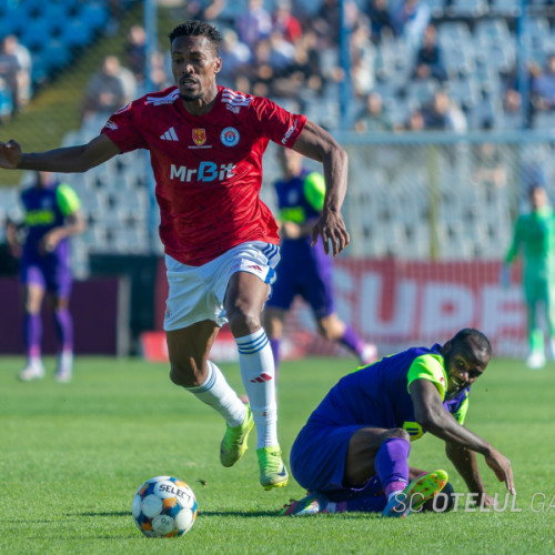 surprize și schimbări în primele runde ale superligii