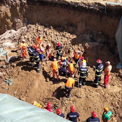 Un muncitor a murit în urma unei surpări de teren în localitatea Ziduri, județul Buzău