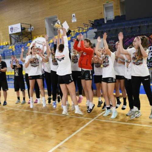 Echipele de handbal ale ACS Transilvania Brașov s-au remarcat în cadrul turneului juvenil FunSports Cup, considerat cel mai mare din România pentru această categorie.
