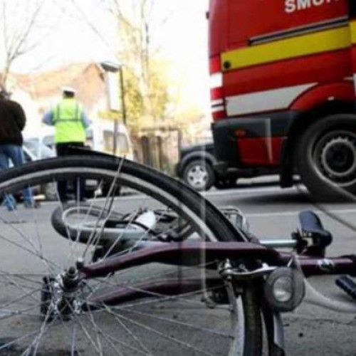 accident pe strada dragoș voda din gherla: biciclist rănit și transportat la spital