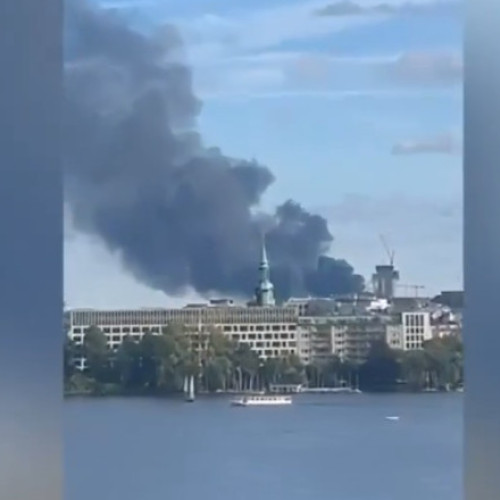 mai multe explozii in portul Hamburg după incendiu de amploare
