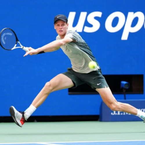 Jannik Sinner s-a calificat ușor în turul doi la US Open