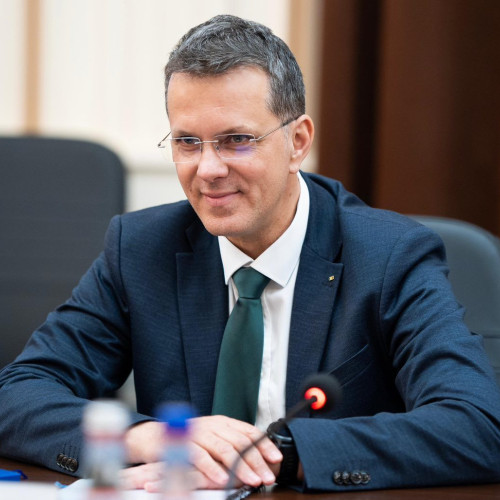 Guvernul va împărți pachetul fiscal în cinci părți pentru a evita respingerea de către CCR