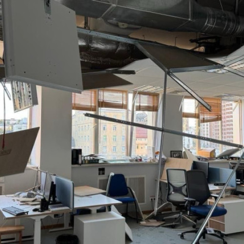 Clădirea cu ambasada Uniunii Europene de la Kiev, avariată în timpul atacurilor rusești